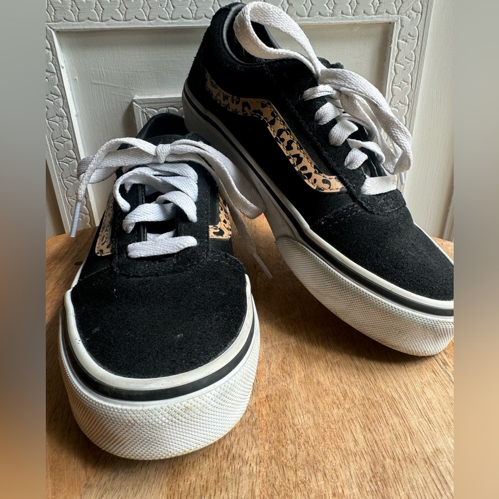 Vans Cheetah Print Stripe Black and White Size 2.0